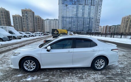 Toyota Camry, 2019 год, 2 850 000 рублей, 3 фотография