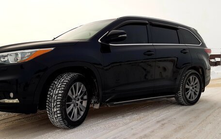 Toyota Highlander III, 2015 год, 3 100 000 рублей, 2 фотография