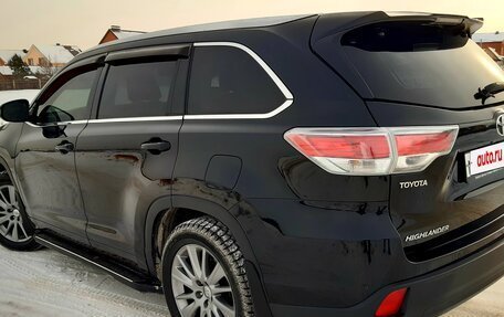 Toyota Highlander III, 2015 год, 3 100 000 рублей, 3 фотография