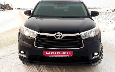 Toyota Highlander III, 2015 год, 3 100 000 рублей, 14 фотография