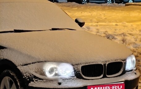 BMW 1 серия, 2011 год, 800 000 рублей, 2 фотография