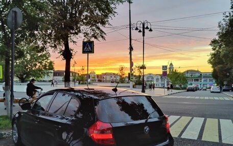 BMW 1 серия, 2011 год, 800 000 рублей, 12 фотография