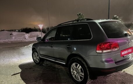 Volkswagen Touareg III, 2005 год, 750 000 рублей, 3 фотография