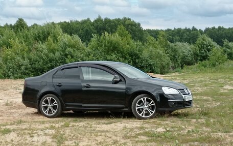Volkswagen Jetta VI, 2010 год, 550 000 рублей, 4 фотография