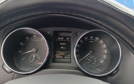 Skoda Yeti I рестайлинг, 2012 год, 450 000 рублей, 2 фотография