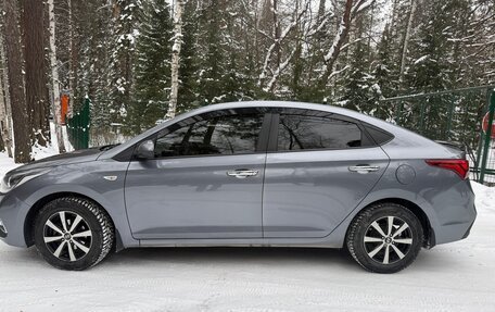 Hyundai Solaris II рестайлинг, 2018 год, 1 350 000 рублей, 3 фотография