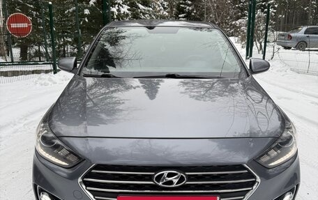 Hyundai Solaris II рестайлинг, 2018 год, 1 350 000 рублей, 10 фотография