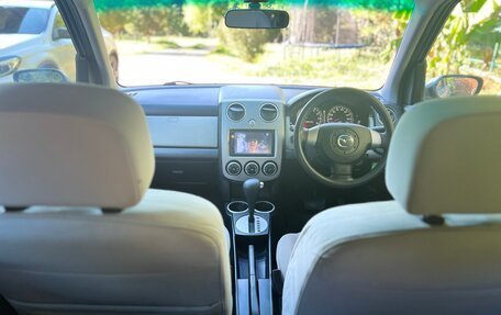 Mazda Verisa, 2004 год, 550 000 рублей, 11 фотография