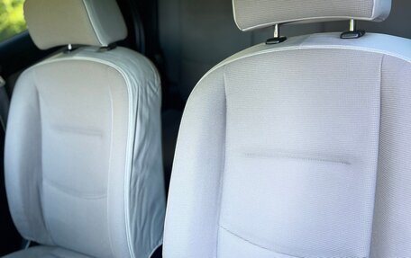 Mazda Verisa, 2004 год, 550 000 рублей, 26 фотография