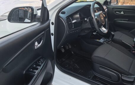 KIA Rio IV, 2017 год, 1 270 000 рублей, 17 фотография