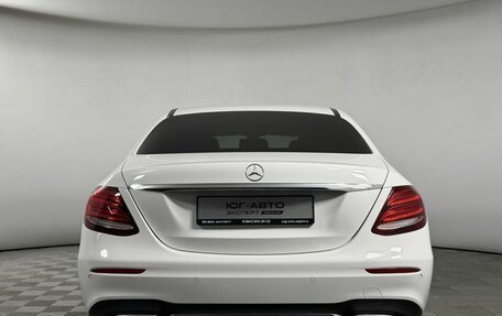 Mercedes-Benz E-Класс, 2018 год, 4 099 000 рублей, 5 фотография