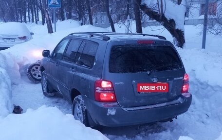 Toyota Highlander III, 2003 год, 1 150 000 рублей, 1 фотография