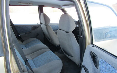 Chevrolet Niva I рестайлинг, 2004 год, 200 000 рублей, 10 фотография