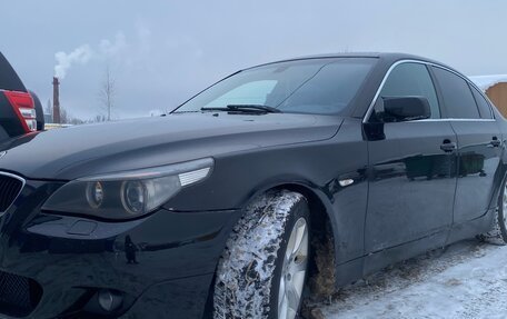 BMW 5 серия, 2003 год, 750 000 рублей, 2 фотография