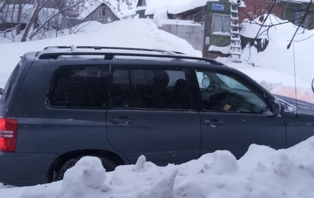 Toyota Highlander III, 2003 год, 1 150 000 рублей, 22 фотография