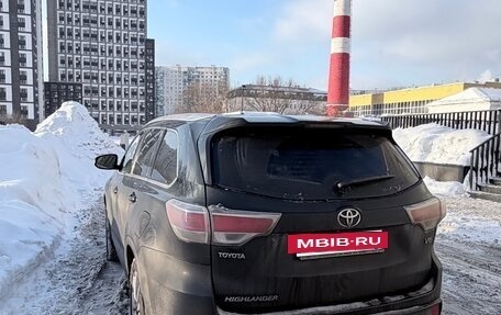 Toyota Highlander III, 2014 год, 3 150 000 рублей, 4 фотография