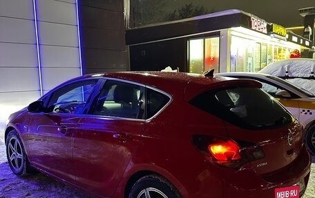 Opel Astra J, 2012 год, 820 000 рублей, 3 фотография