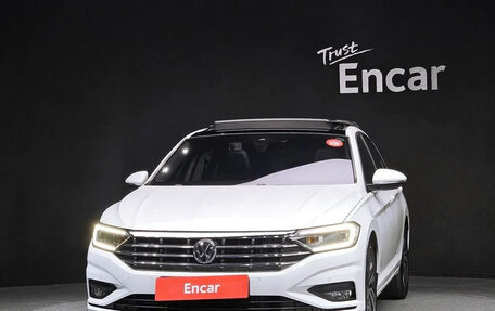 Volkswagen Jetta VII, 2021 год, 1 770 000 рублей, 2 фотография