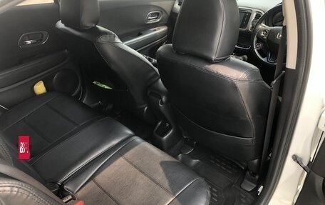 Honda Vezel, 2014 год, 1 525 000 рублей, 15 фотография