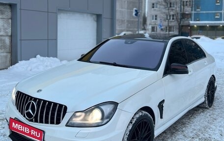 Mercedes-Benz C-Класс, 2011 год, 1 280 000 рублей, 1 фотография