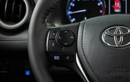 Toyota RAV4, 2019 год, 3 321 444 рублей, 14 фотография