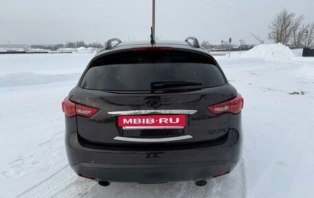 Infiniti QX70, 2017 год, 3 100 000 рублей, 6 фотография