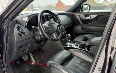 Infiniti QX70, 2017 год, 3 100 000 рублей, 10 фотография