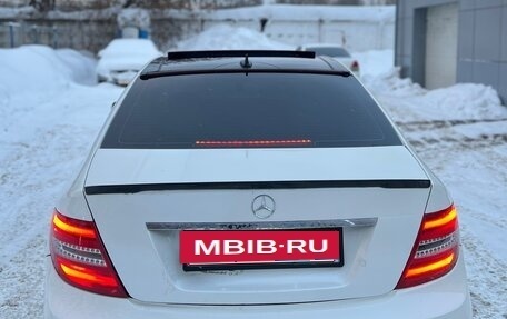 Mercedes-Benz C-Класс, 2011 год, 1 280 000 рублей, 6 фотография