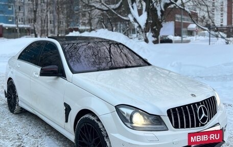 Mercedes-Benz C-Класс, 2011 год, 1 280 000 рублей, 2 фотография
