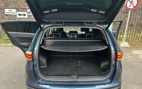 KIA Sportage IV рестайлинг, 2018 год, 2 600 000 рублей, 21 фотография