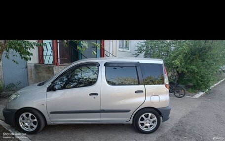 Toyota FunCargo, 2004 год, 620 000 рублей, 10 фотография