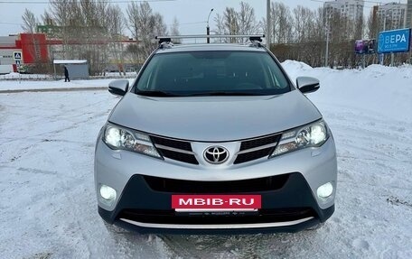 Toyota RAV4, 2012 год, 1 730 000 рублей, 6 фотография