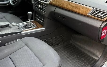 Mercedes-Benz E-Класс, 2010 год, 500 000 рублей, 10 фотография