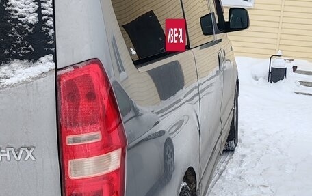 Hyundai Grand Starex Grand Starex I рестайлинг 2, 2011 год, 1 750 000 рублей, 5 фотография