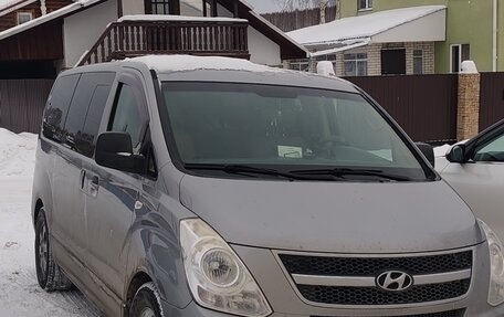 Hyundai Grand Starex Grand Starex I рестайлинг 2, 2011 год, 1 750 000 рублей, 10 фотография