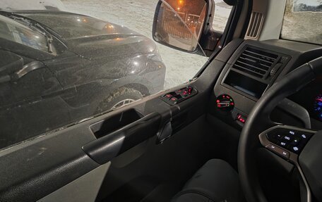 Volkswagen Transporter T5 рестайлинг, 2004 год, 1 150 000 рублей, 12 фотография