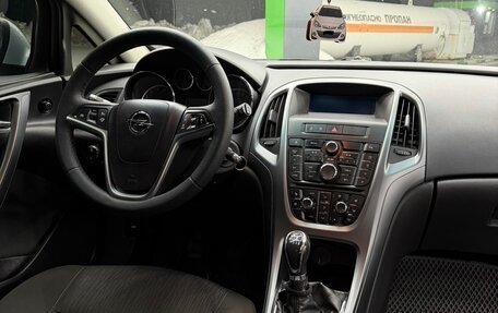 Opel Astra J, 2011 год, 900 000 рублей, 12 фотография