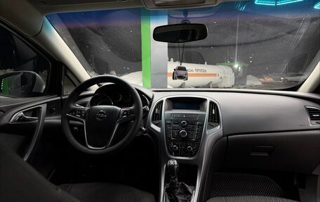 Opel Astra J, 2011 год, 900 000 рублей, 13 фотография