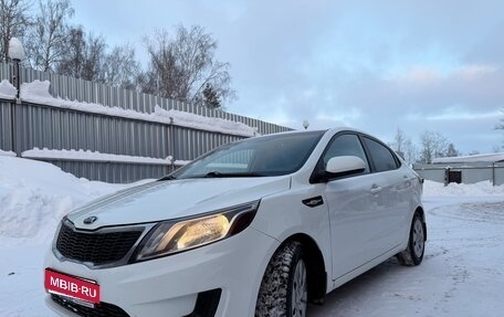 KIA Rio III рестайлинг, 2013 год, 825 000 рублей, 1 фотография