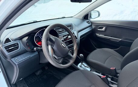 KIA Rio III рестайлинг, 2013 год, 825 000 рублей, 10 фотография