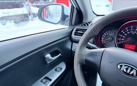 KIA Rio III рестайлинг, 2013 год, 825 000 рублей, 12 фотография