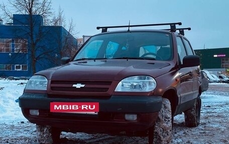 Chevrolet Niva I рестайлинг, 2003 год, 315 000 рублей, 2 фотография