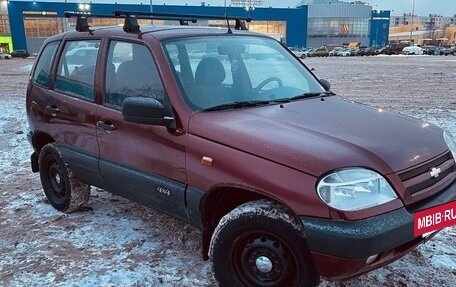 Chevrolet Niva I рестайлинг, 2003 год, 315 000 рублей, 3 фотография
