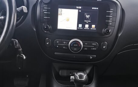 KIA Soul II рестайлинг, 2018 год, 1 435 000 рублей, 14 фотография