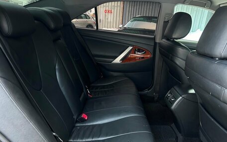 Toyota Camry, 2011 год, 998 800 рублей, 11 фотография