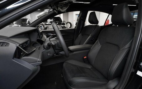 Toyota Camry, 2025 год, 4 400 000 рублей, 9 фотография