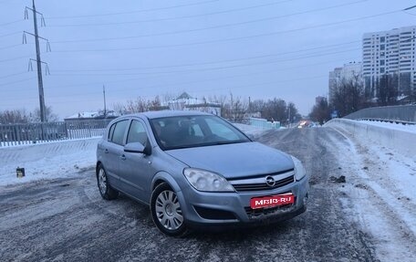 Opel Astra H, 2008 год, 550 000 рублей, 1 фотография