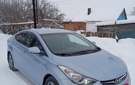 Hyundai Elantra V, 2011 год, 820 000 рублей, 1 фотография