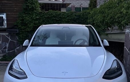 Tesla Model Y I, 2021 год, 3 700 000 рублей, 1 фотография