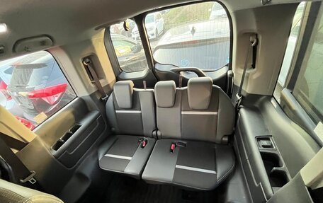 Honda Stepwgn IV, 2020 год, 2 350 000 рублей, 9 фотография